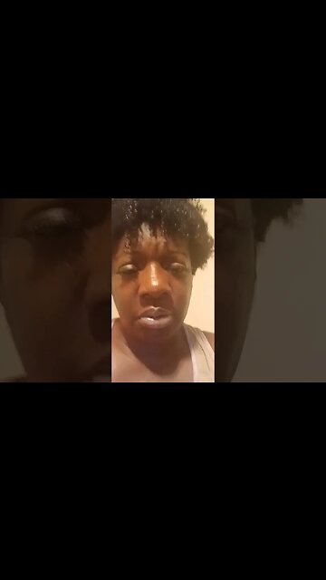 Momma Dee is in the hospital#blackyoutube #shorts#lilscrappy#mommadee