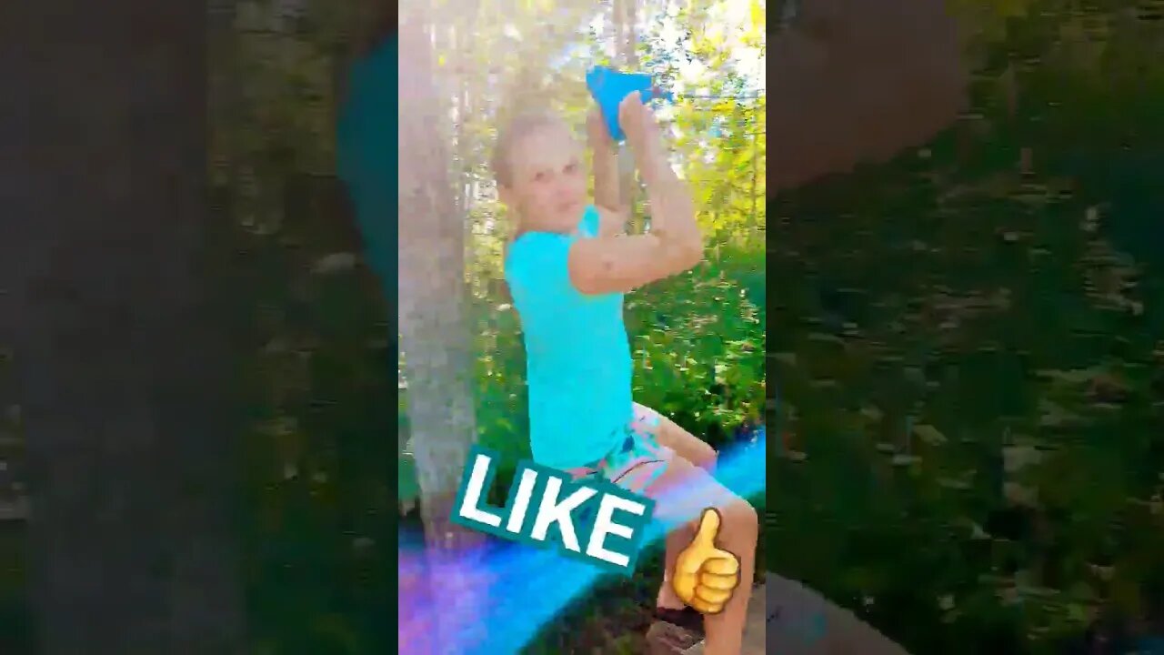 All the pretty girls walk like this!!! #random #tiktok #fast #summer #crazy #Hi 👋
