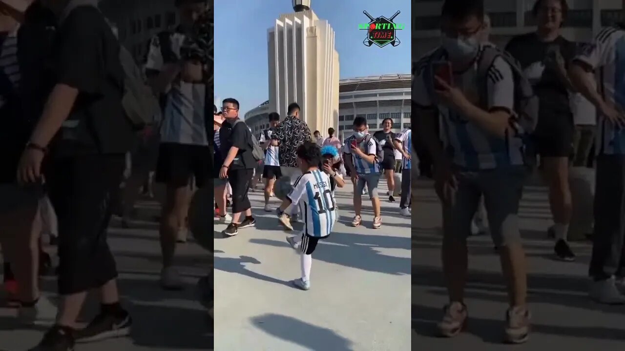 Small Messi Fan Skill. #messi #fans #viral #shorts #video #shortvideo #messiskills #chinafan