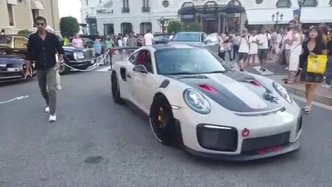 Porsche 911 GT2 RS 991 Chalk Grey with red details entering Casino in Monte Carlo [4k 60p]