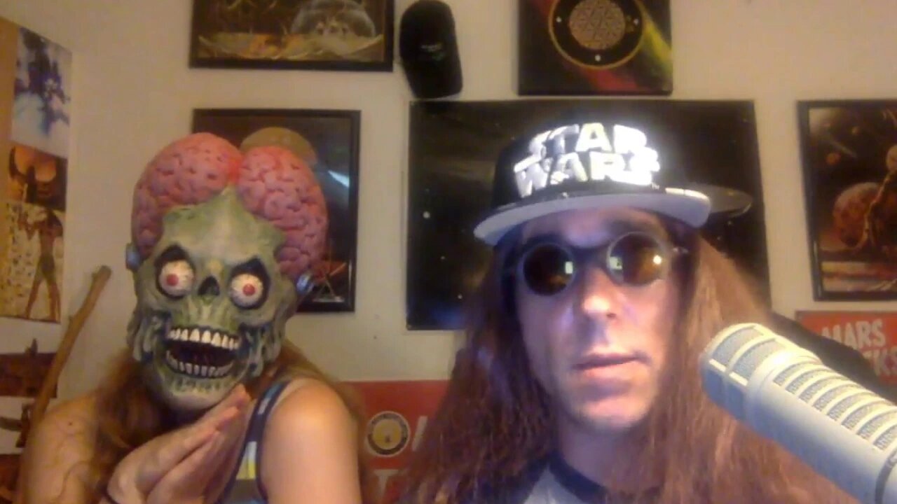 Ozzy Stern & Alien from Mars, Off the Hook Comments!