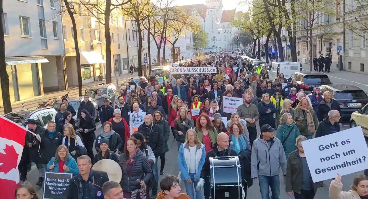 Der Kessel brodelt Mittwochs-Umzug München steht auf Teil 2/2 vom 06.04.22