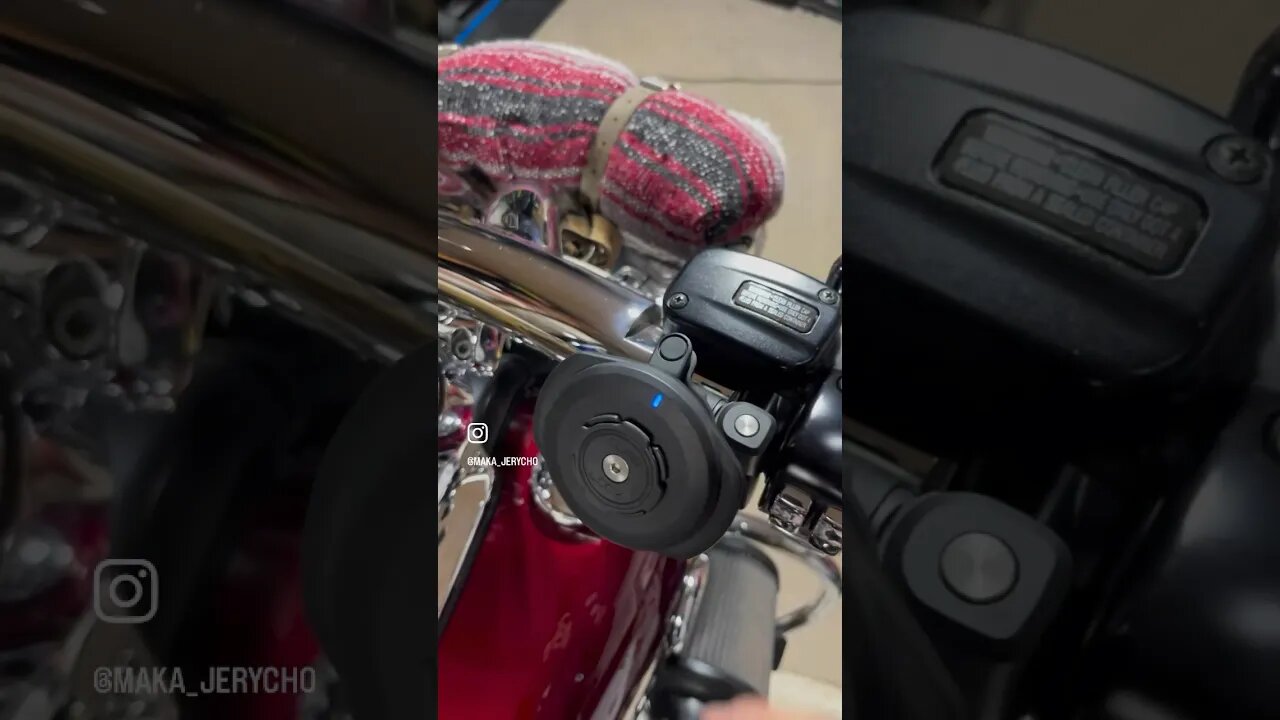 Quadlocks GENIUS invention #quadlock #motorcycle