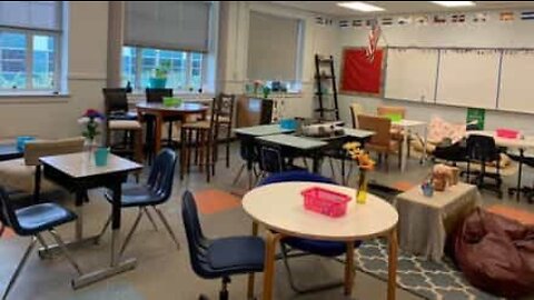 Teacher revolutionizes classroom design by removing desks