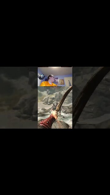 I think this troll just has some moves, what do you all think? #shorts #skyrim #funny