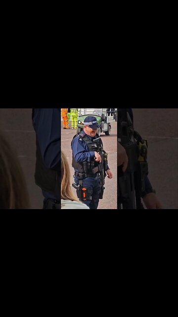 The mall Buckingham Palace random people #buckinghampalace