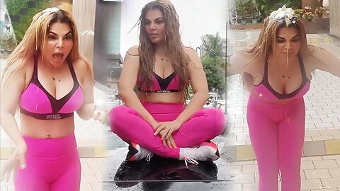 Rakhi Sawant ने Mumbai की सड़क पर लिया बारिश का आनंद, सिर पर तोड़े कई सारे अंडे, जमकर की मस्ती..💕😍🔥