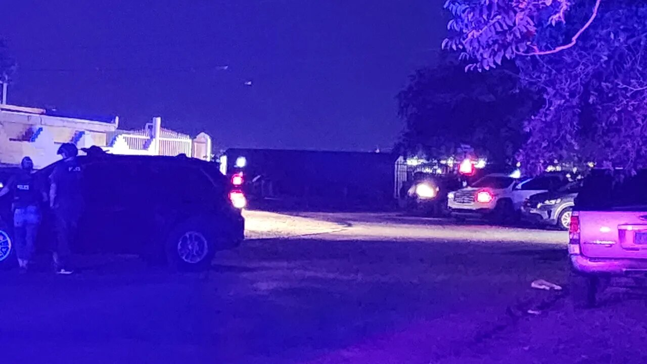 Felony Warrant! possibly armed...