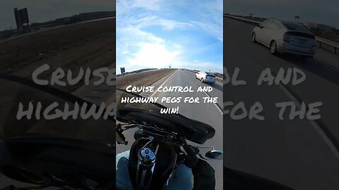 Harley Davidson comfort on the highway🤘#shorts #harleydavidson #viral #freedom