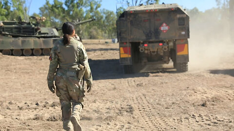 Comanche Soldiers fuel tanks in preparation of Exercise Talisman Sabre 23