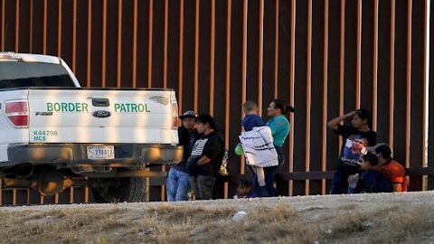 Why Are the Top Stories of the Crisis at the Border Coming from Conservative Media