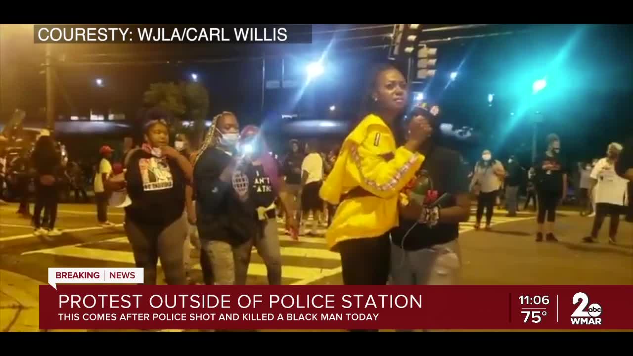 Protest in DC outside of police station after officer shot and killed a black man