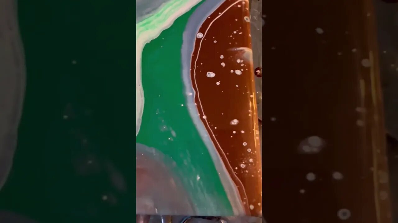 Swipe #fluidart