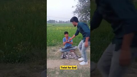भिखारी के साथ छेड़खानी करना भारी 😂🤣😂😡 #shorts #ytshorts #viral #tiktok