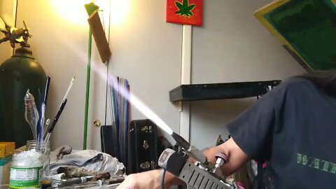 My 1st Official Blooper LiVE on Twitch Glassblowing! Almost burned the place down!
