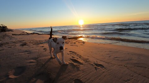 Beautiful sunrise on Lake Michigan￼