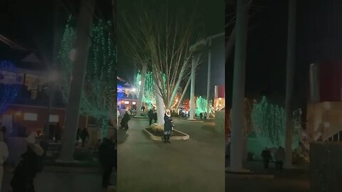 Dancing lights to music