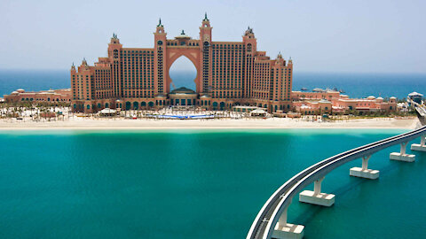 The Amazing Dubai Palm Island Jumeirah