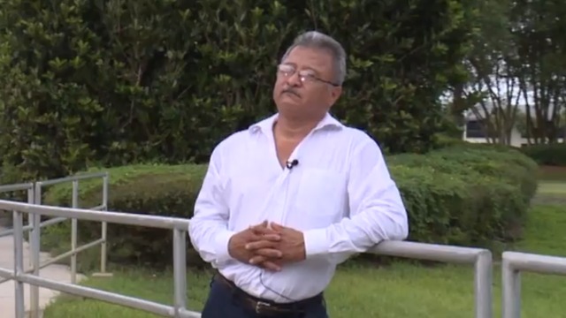 Man returns to a hurricane after helping in Texas