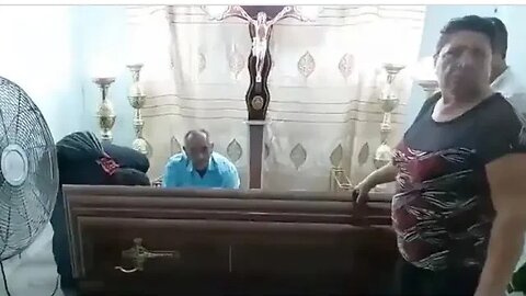 Dead woman COMES BACK TO LIFE AT FUNERAL‼️😮 (Footage)