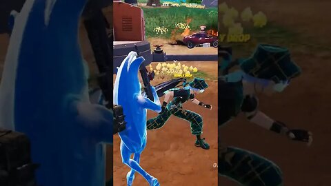 Protecting team members #epic #fortnite #gaming