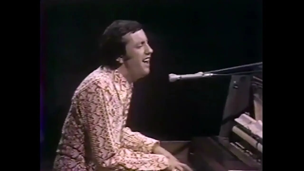 Ray Stevens - "Turn Your Radio On" (Live on TV in Vancouver, 1972)