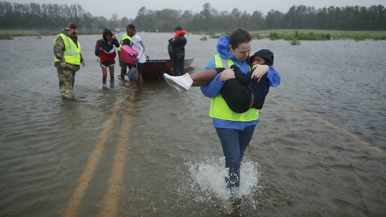 Florence Makes Landfall, 'Life-Threatening' Storm Surges Predicted