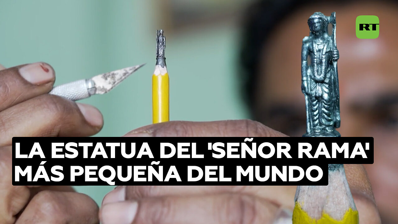 Poseedor del récord Guinness crea estatua en miniatura en un lápiz