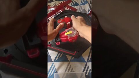 essa foi rápida #batalhadebeyblade #beybladeburst #beyblade