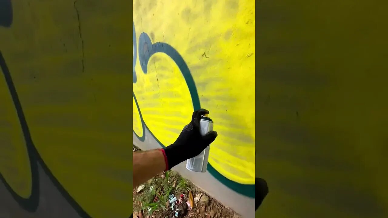 DOUBLE GRAFFITI THROWIE 👀🔥 #graffiti #throwie #graffitiart