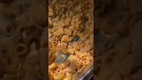 Mac & cheese | @breannascooking_ on IG 🇺🇸🧀 #shorts