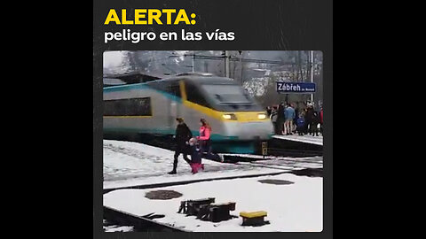 🚝Familia casi sufre una tragedia en la República Checa