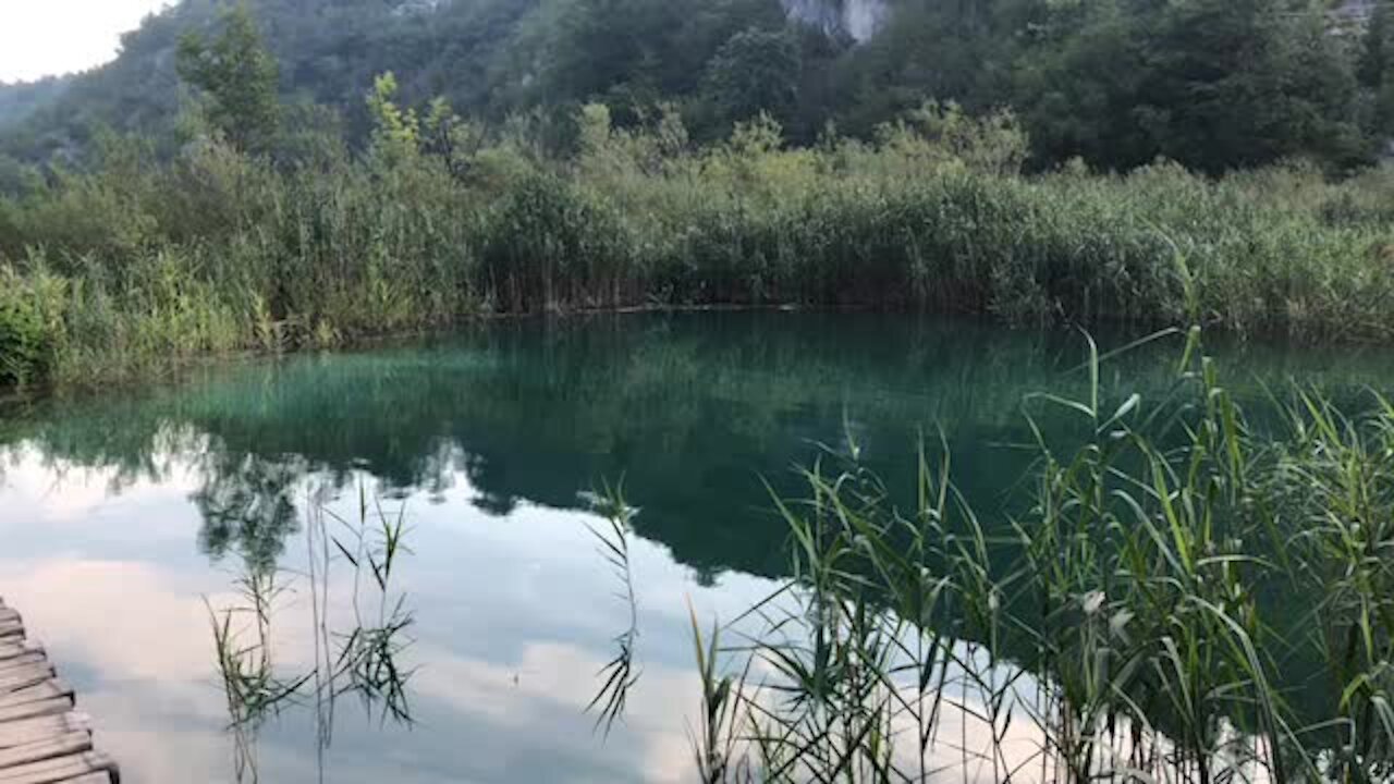 SOUTH AFRICA - Durban - CROATIA - Plitviče Lakes National Park (Video) (4wn)