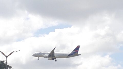 Airbus A320 PR-MYY on final approach before to land in Manaus coming from Guarulhos