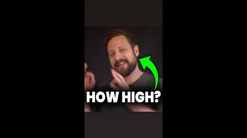 How high should your energy level be when meeting new people?￼