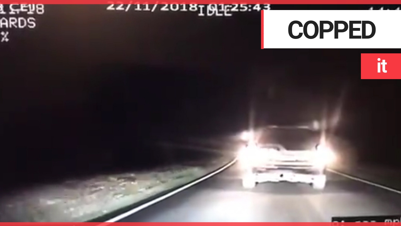 Thieves ram into police car in reverse with stolen 4x4