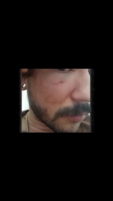 MOMENTO ZAMBIA DEL DIA: agarraron a un colombiano robando comida aca en casa y le dieron su merecido