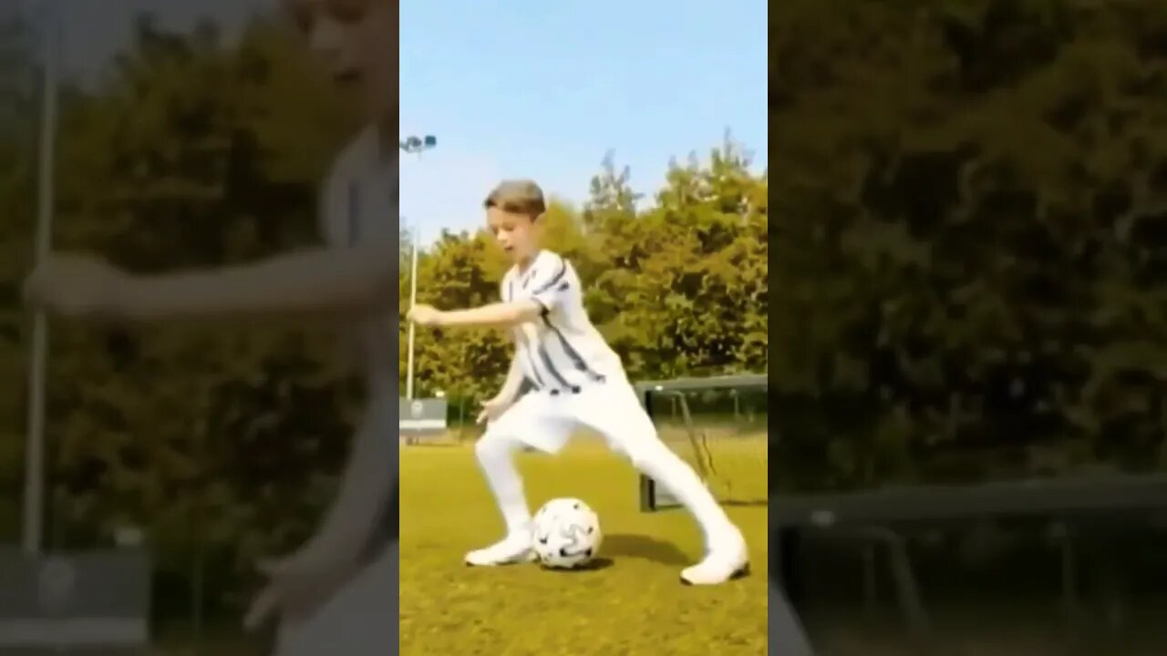 Kids Skill || Pengganti Ronaldo Dan Messi #shorts