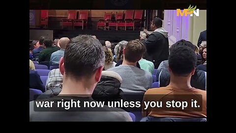 Anti-nuclear War Activist Confronts House Dem Leader Hakeem Jeffries