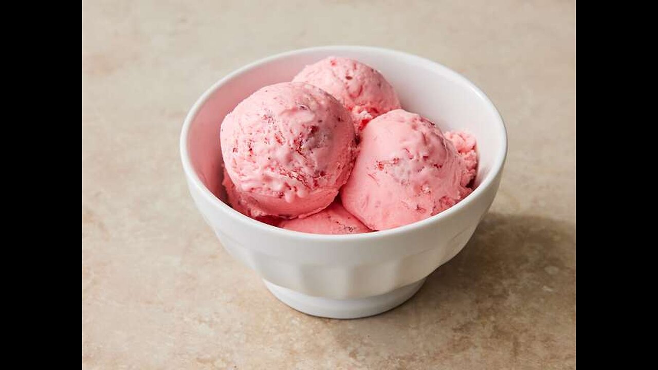 strawberry Icecream 🍨
