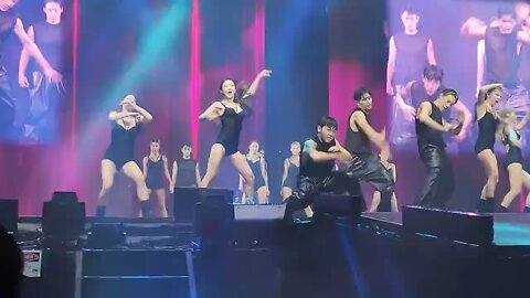 BlackPink in Houston 2nd show Dancer Break