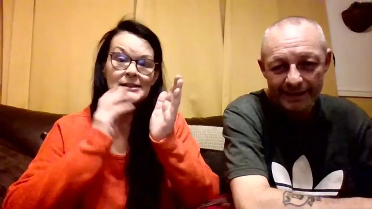 A Chat Among Friends mp4