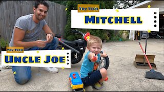 Working on the Dirt bike! - The Toy Techs