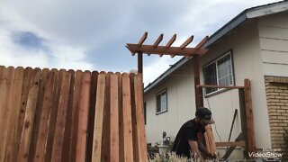 Gate Fence build Timelapse