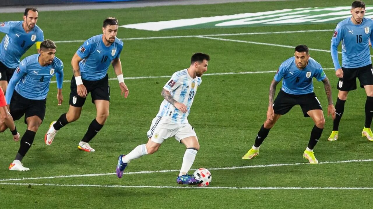 Lionel Messi Destroying Italy at Wembley (La Finalissima 2022)