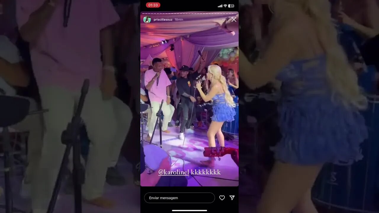 Eder Militão e karoline lima cantando juntos em balada de Ribeirão Preto