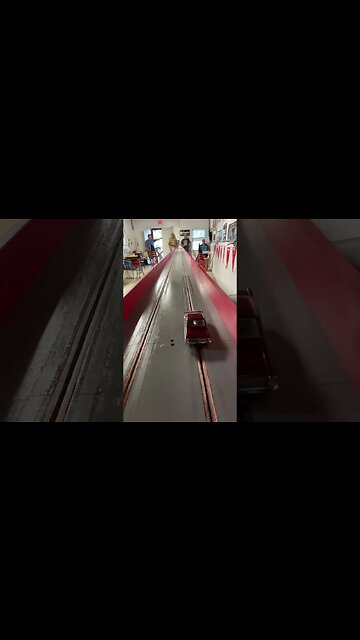 Slot Car drag racing action - SLO-MO. Rock N Roll.