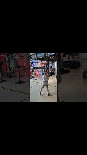 tiktok:unreal.md 🎮👾🕹️ #vr #vrclub #virtualreality #unrealvr #moldova #chisinau #vrarena 🖤 @unrealmd