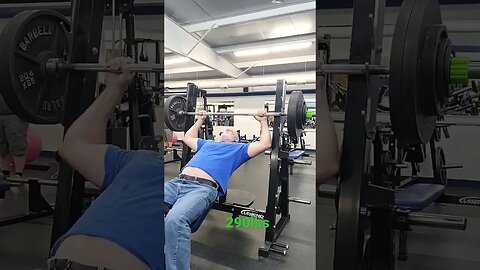 290lbs Incline Bench, Crazy 🤪 old man