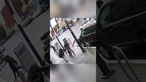 Man robs Asian couple at gunpoint in San Francisco, California 😭 🙏